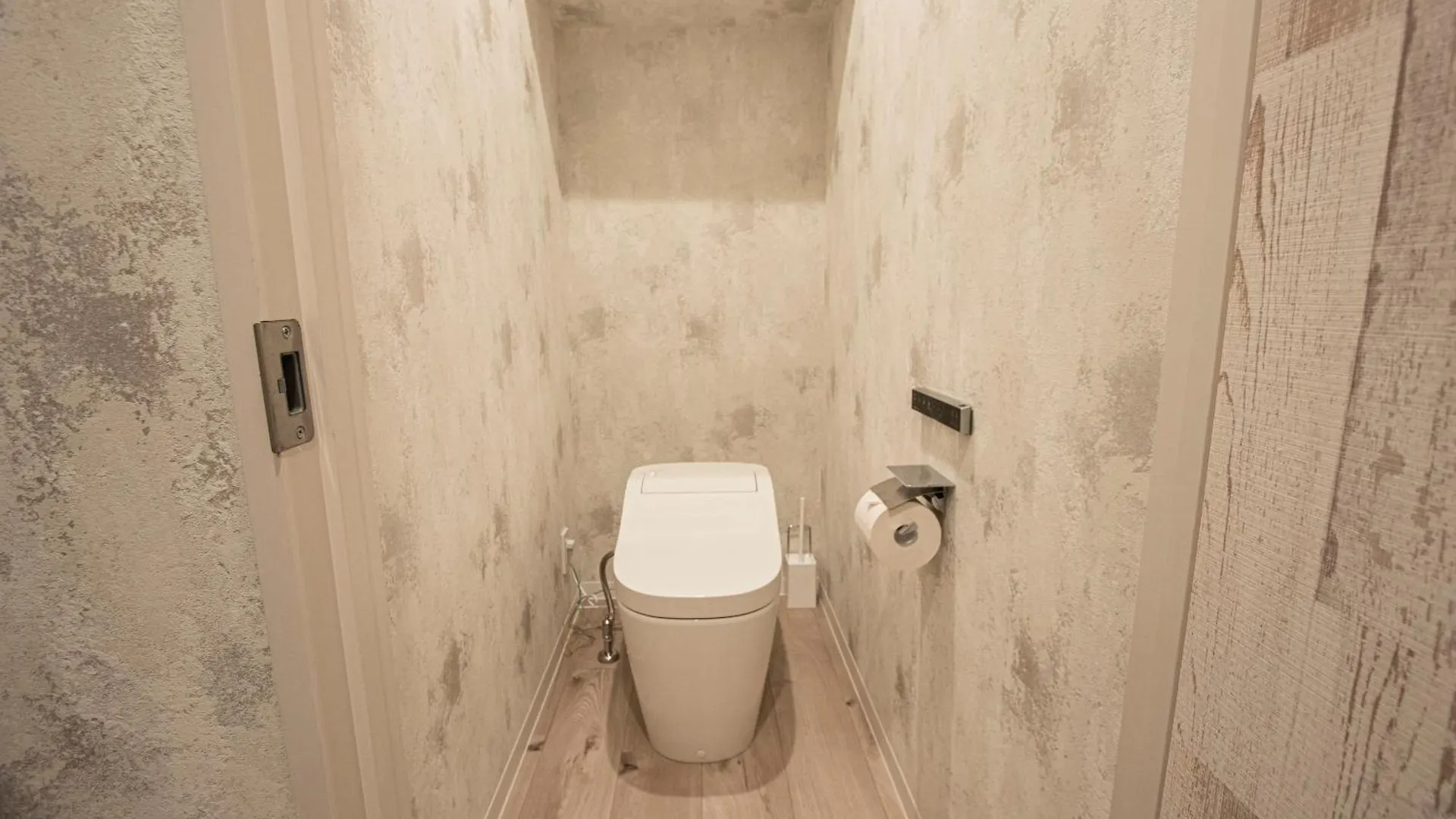 Grand Cave Motomachi Hotel Yokohama  Yokohama (Kanagawa)