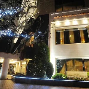 Yokohama Garden Economy hotel